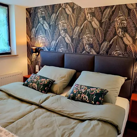 Im Gruenen - Frisch Renoviert Ferienwohnung, Region Frankfurt