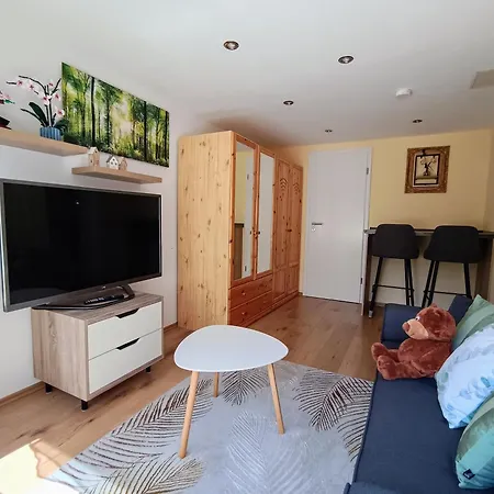 Im Gruenen - Frisch Renoviert Ferienwohnung, Region Frankfurt Bruchköbel